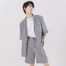 Load image into Gallery viewer, Sicilian men&#39;s handsome suit suit thin short-sleeved Korean handsome plaid casual suit shorts two-piece suit
