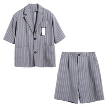 Load image into Gallery viewer, Sicilian men&#39;s vertical stripes casual suit suit men&#39;s summer thin handsome loose five-point shorts two-piece suit
