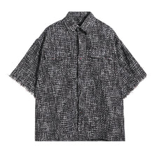 Load image into Gallery viewer, Sicilian men&#39;s niche design sense short-sleeved fringe handsome shirt men&#39;s short-sleeved loose plaid shirt jacket
